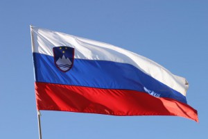 Slovenska_zastava_edited